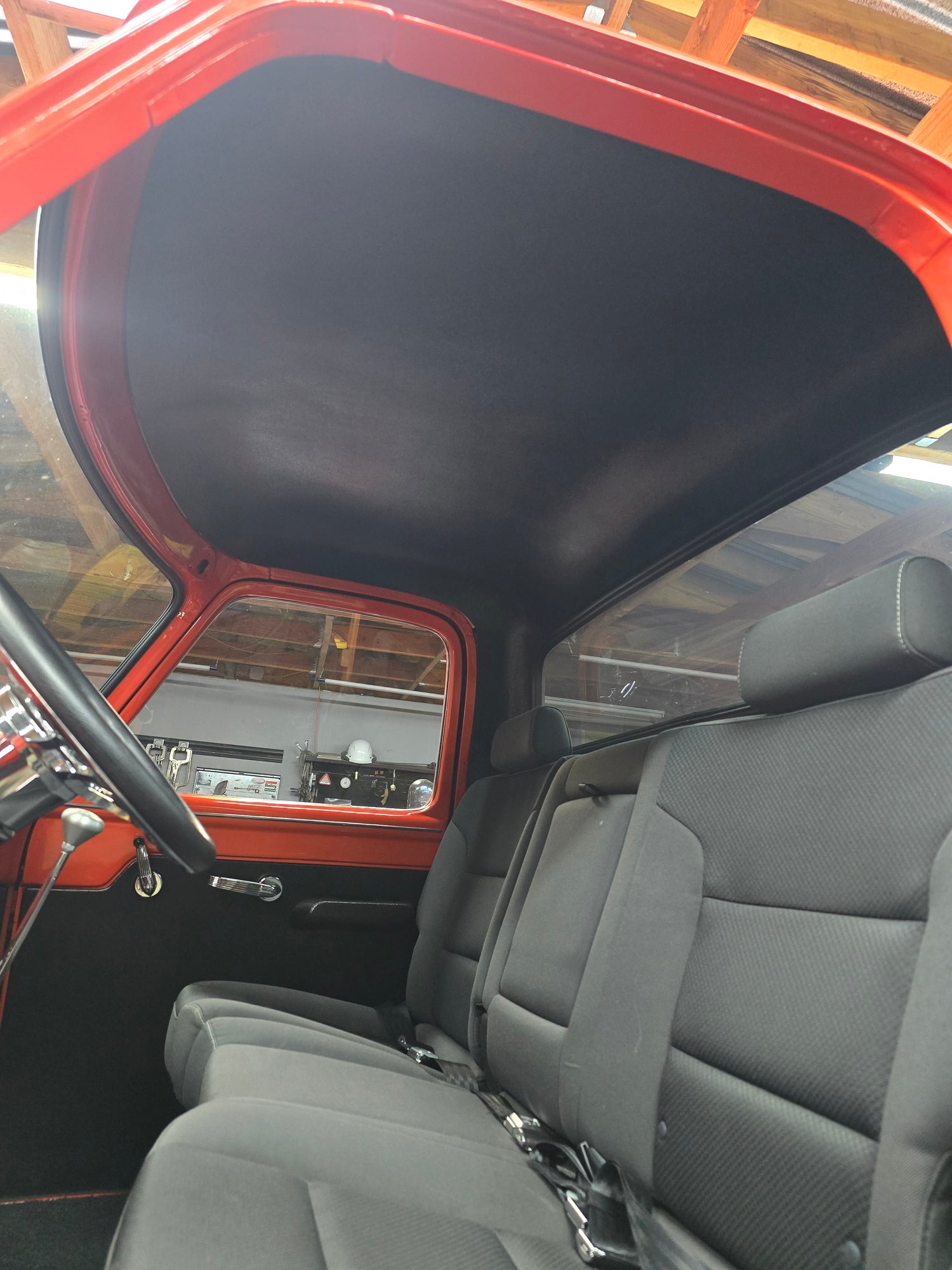 Shows intalled ABS molded headliner and quarter panels for 1953–1955 Ford F‑Series pickup
